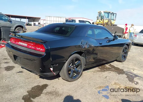 2014 Dodge Challenger Sxt z USA, uszkodzony, nr VIN 2C3CDYAG1EH277288
